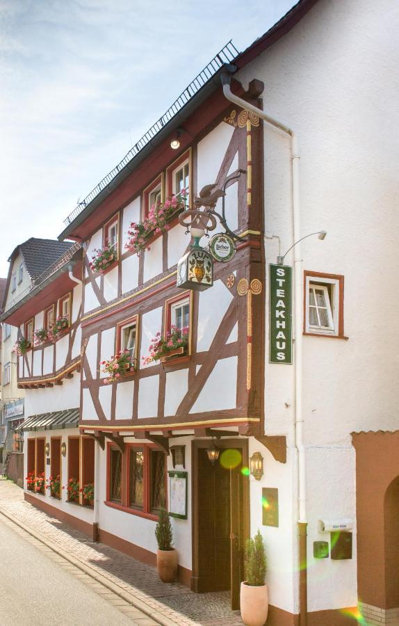 Готель Eulennest Laubach  Екстер'єр фото
